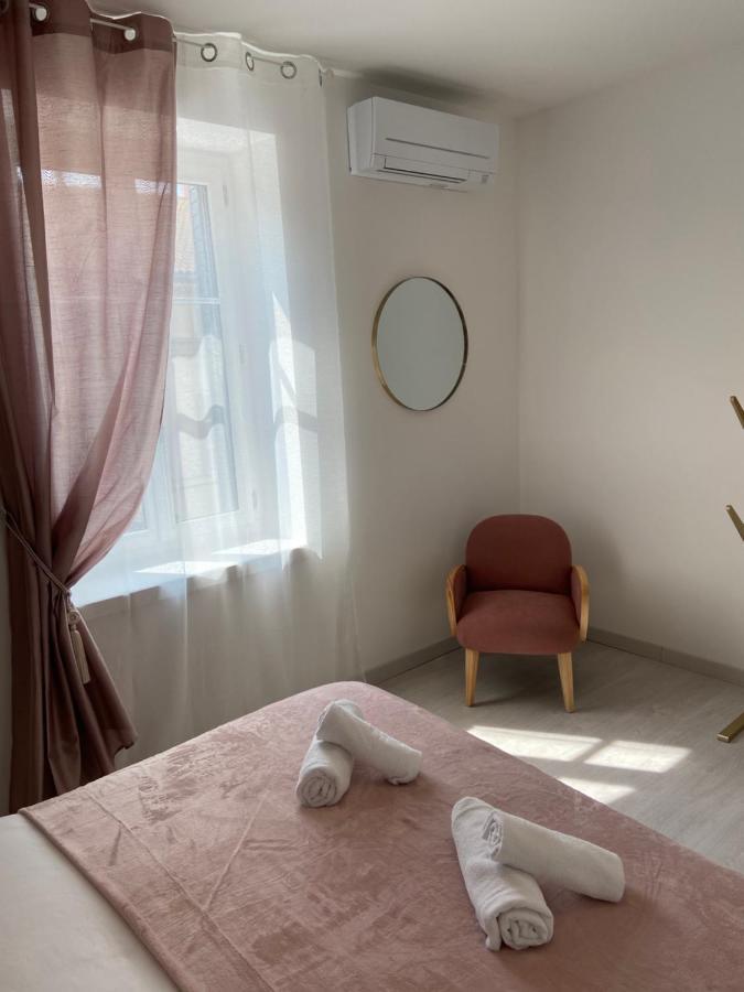 Apartamento Le Nid Du Faubourg Beaune  Exterior foto